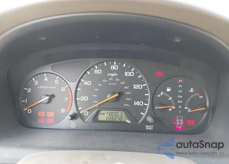 2001 Honda Accord 2.3 Ex z USA, uszkodzony, nr VIN JHMCG66831C001358